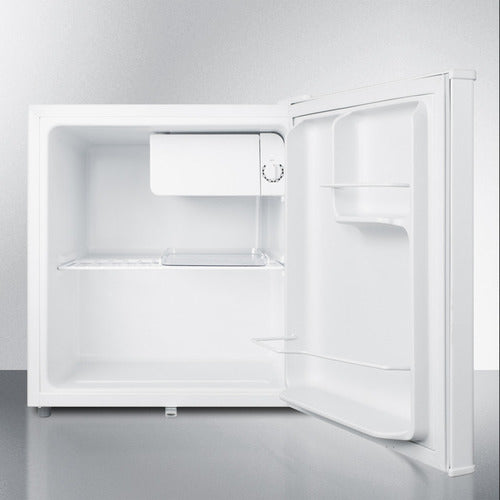 Summit Compact Refrigerator-Freezer S19LWH