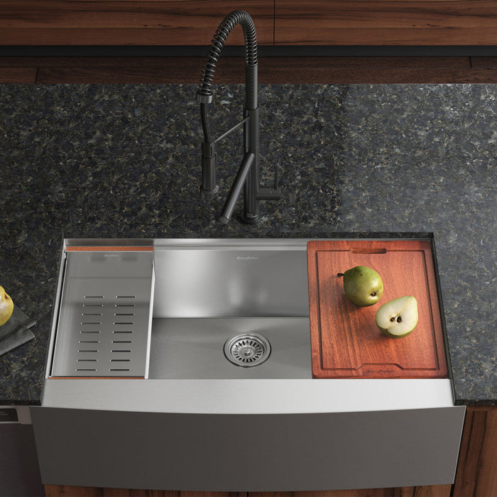 Swiss Madison Rivage 33 x 22 Single Basin Apron Kitchen Workstation Sink